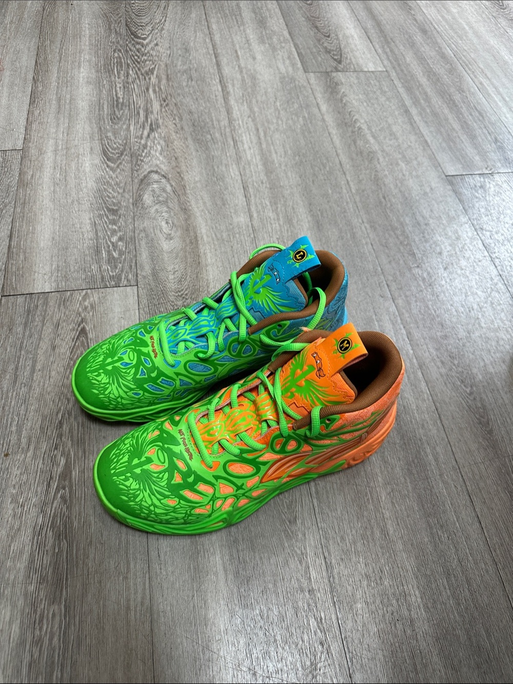 Color-Pop Kids Sneakers in Green & Orange